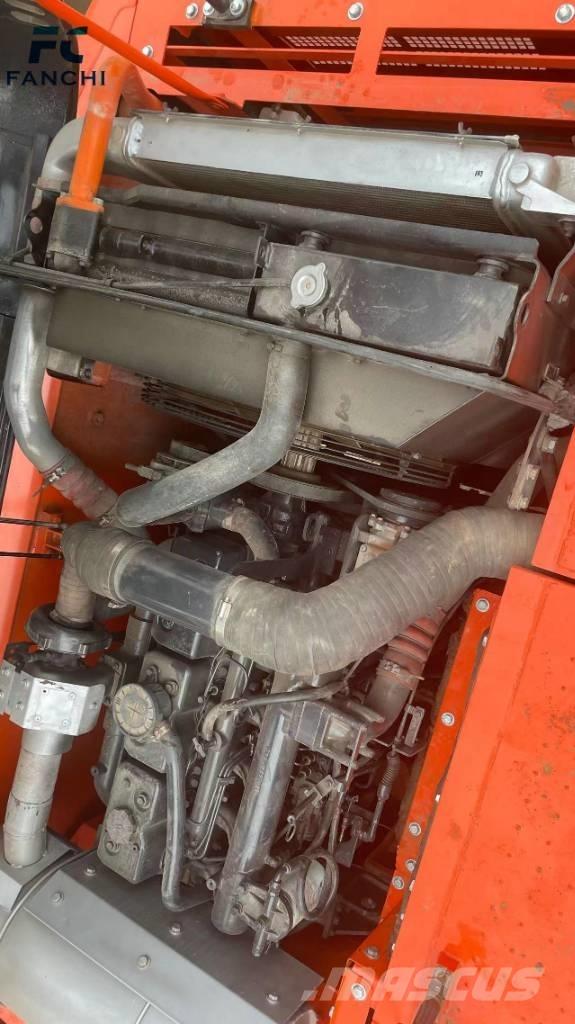 Doosan DX300 Raupenbagger