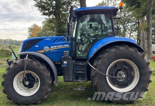 New Holland T7.270 Traktoren