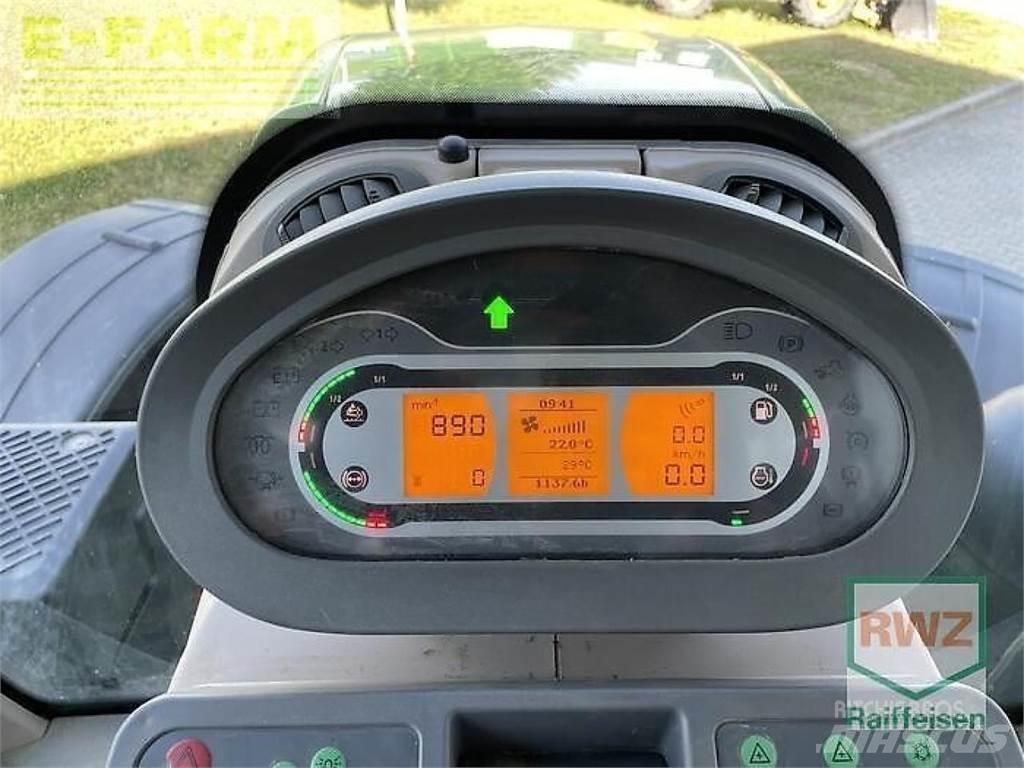 Fendt 828 vario Traktoren