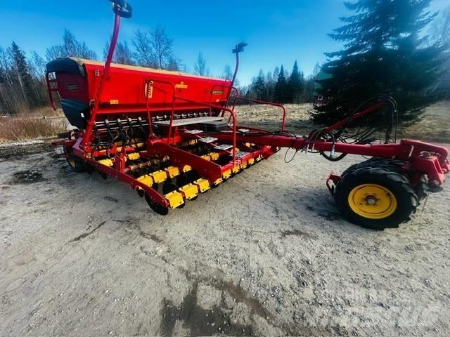 Väderstad Rapid400C Drillmaschinen