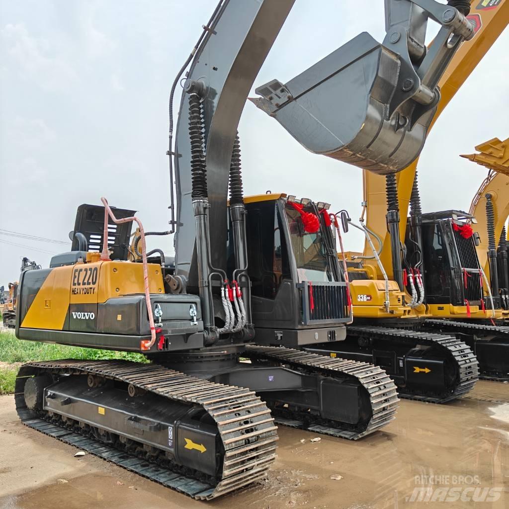Volvo 220D Raupenbagger