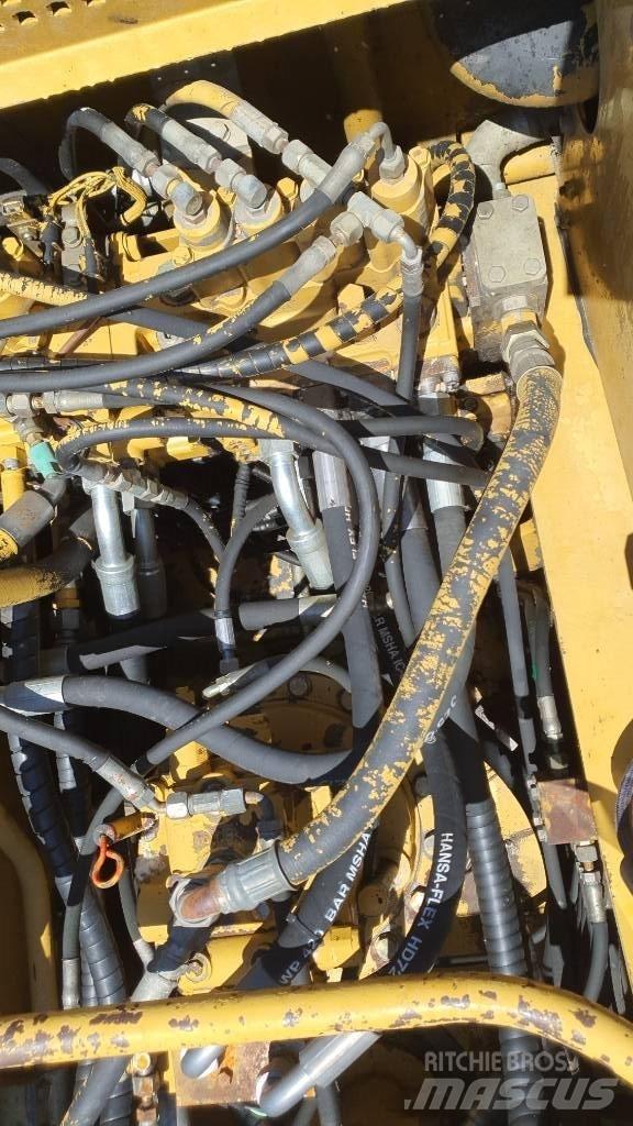 CAT 325 LN Raupenbagger