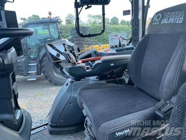 Valtra T 175 V Traktoren