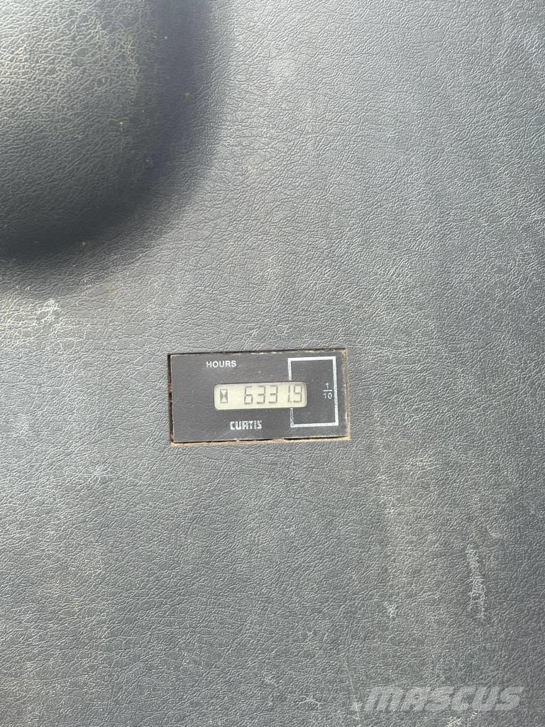 Hyundai HX 330 Raupenbagger