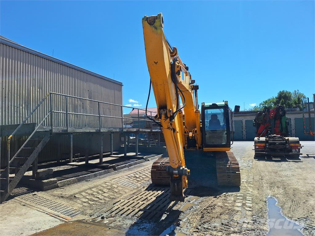 JCB JS 210L Sonstige Baumaschinen