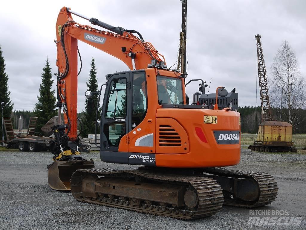 Doosan DX 140 LCR-5 Raupenbagger