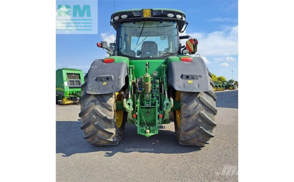 John Deere 7310 Traktoren