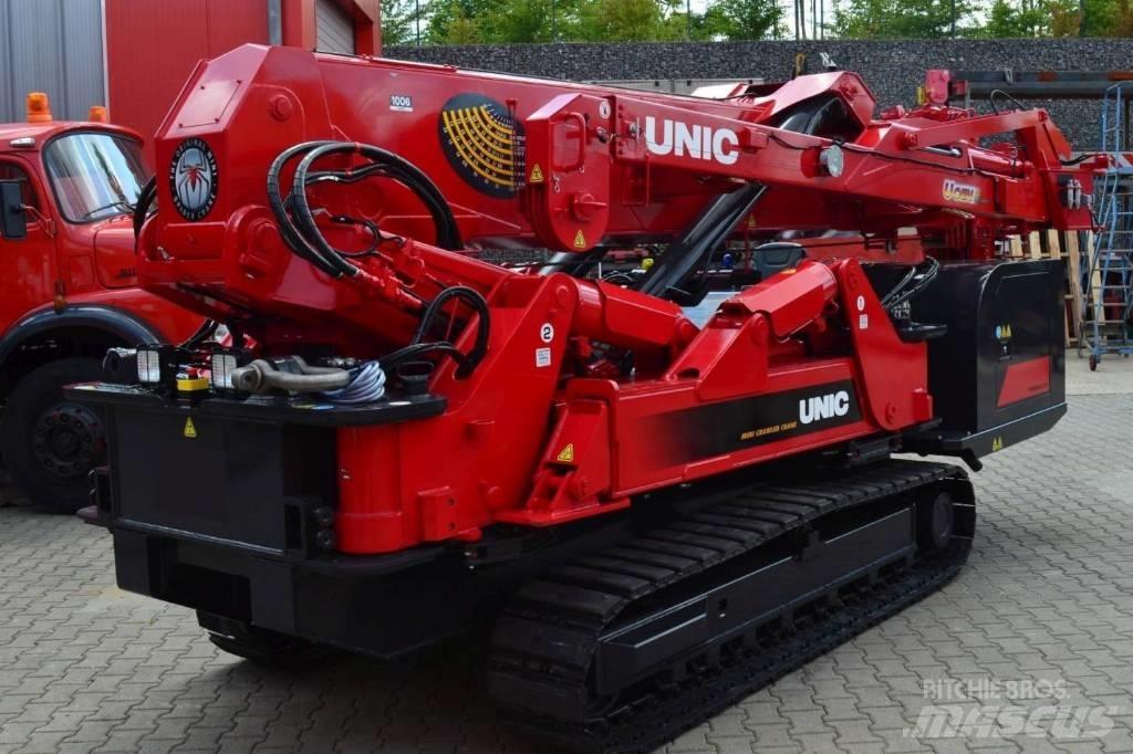 Unic URW-1006 Raupenkrane