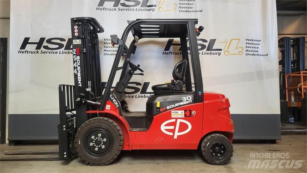  EFL303-S 2023 (demo) Elektrostapler