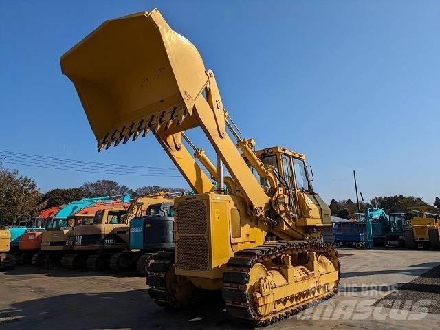 Komatsu D 75 S-5 Laderaupen