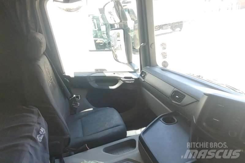 Scania G460 Andere Fahrzeuge