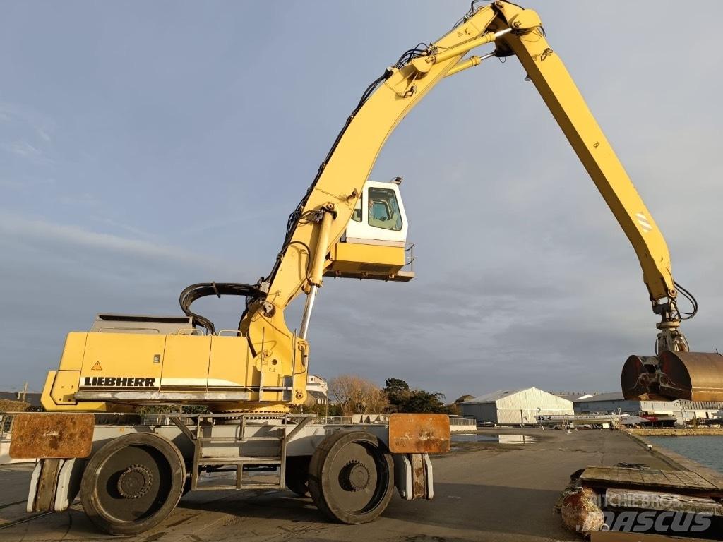 Liebherr A 954 B HD Materialumschlag