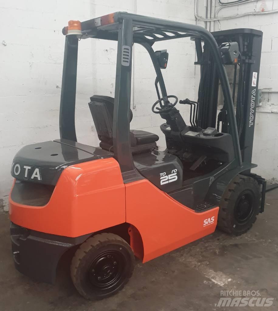 Toyota 52-8 FD 25 Dieselstapler