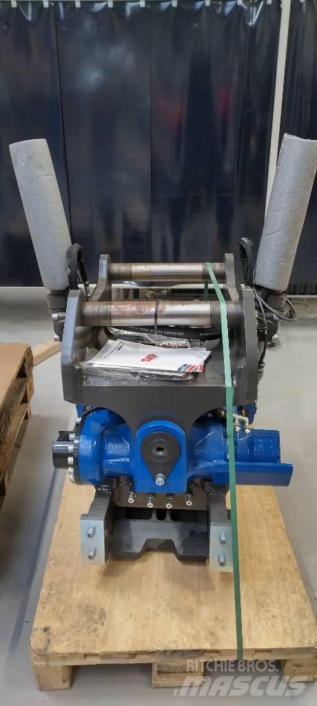 SMP ST28 Raupenbagger