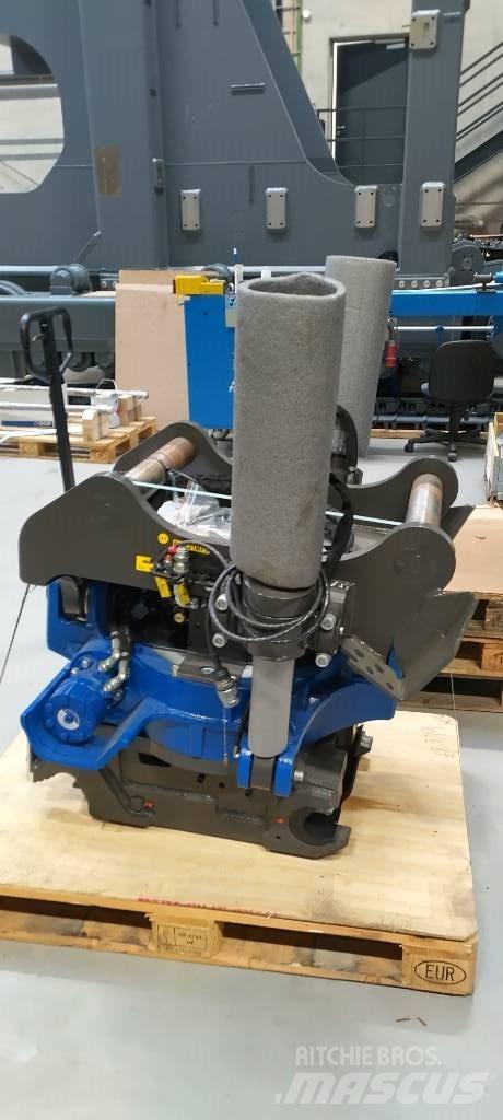 SMP ST28 Raupenbagger