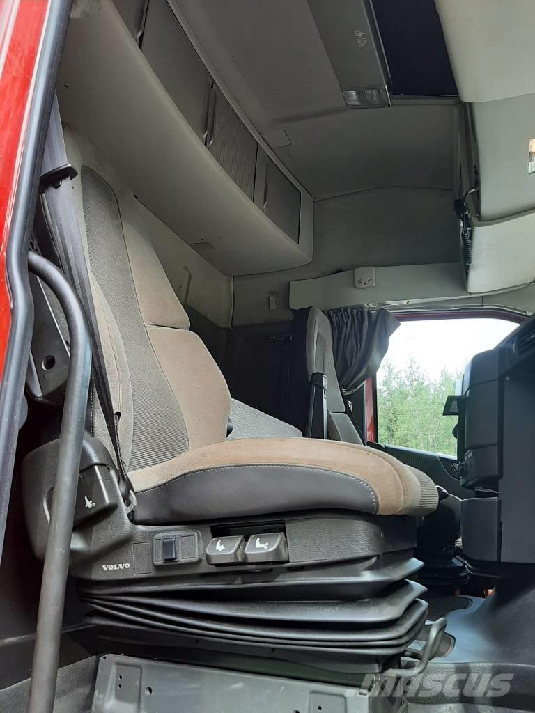 Volvo FH 13 Kleinholztransporter