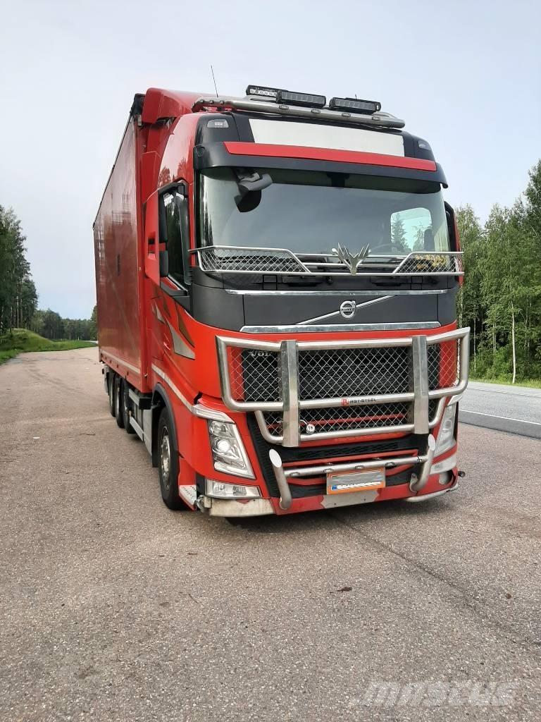 Volvo FH 13 Kleinholztransporter