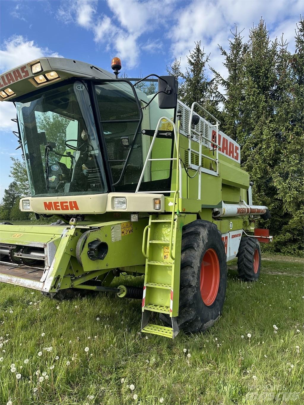 CLAAS Mega 208 Mähdrescher