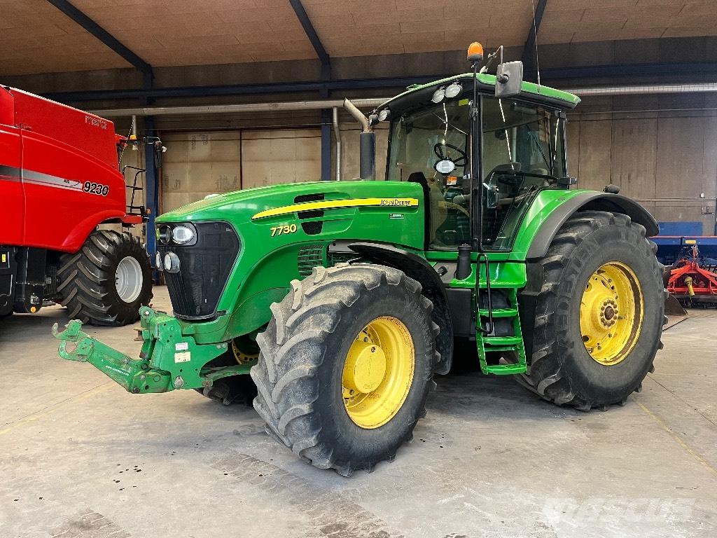 John Deere 7730 AQ Traktoren