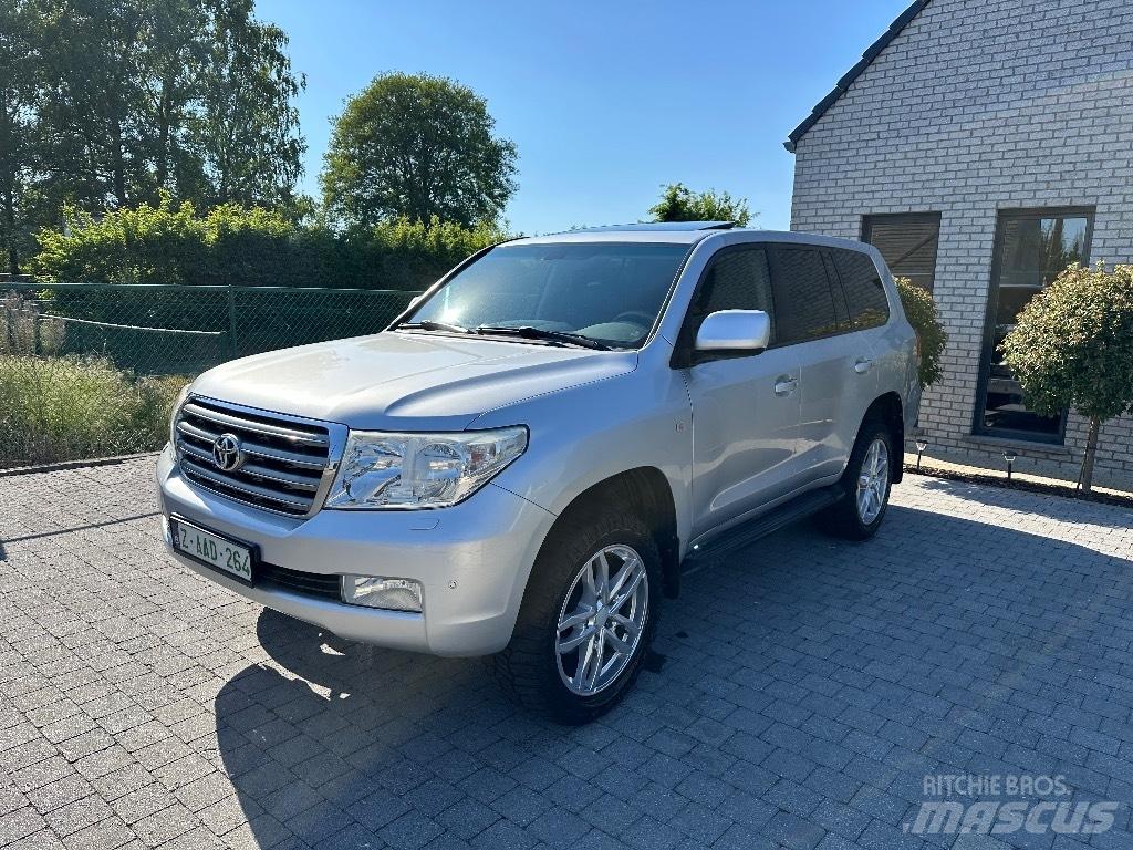 Toyota Landcruiser Geländewagen