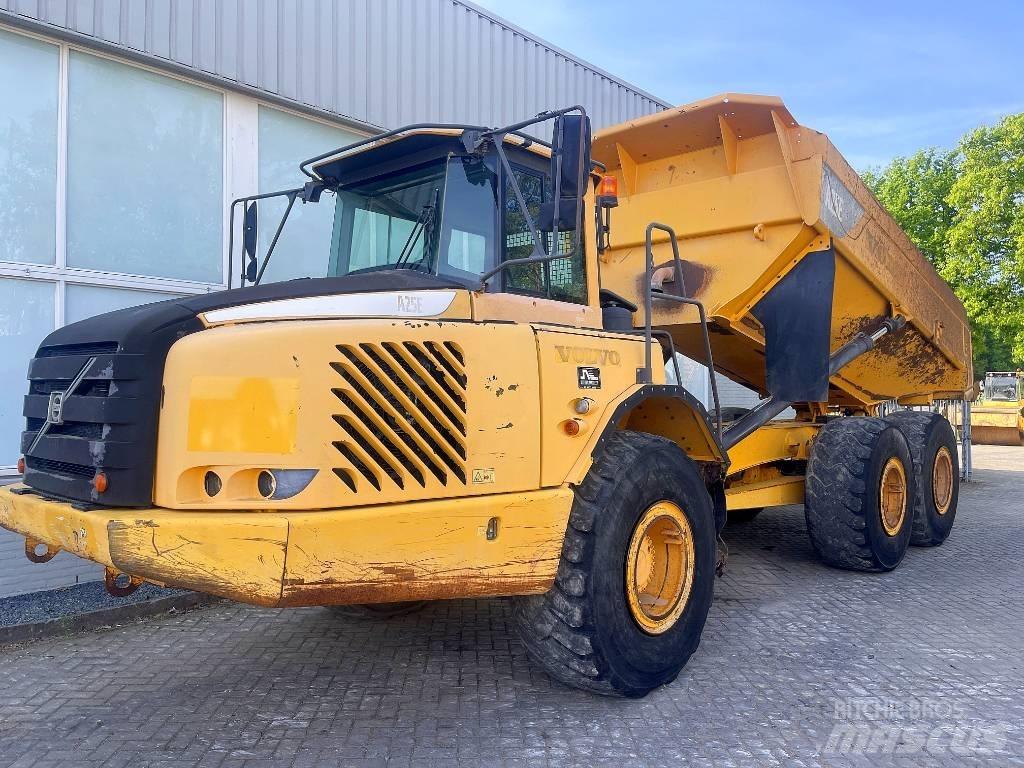 Volvo A25E Dumper - Knickgelenk