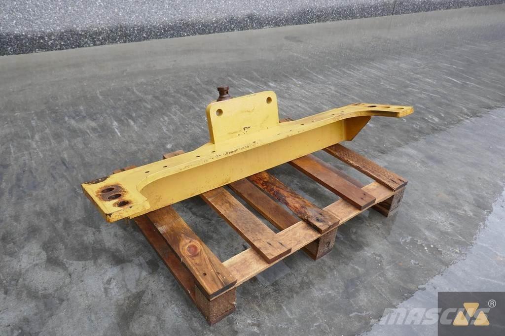 CAT 140M Drawbar Transport Sonstige