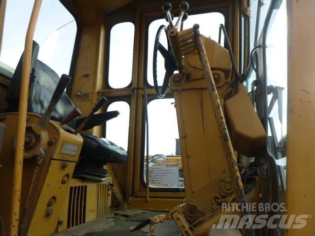CAT 120 G Grader