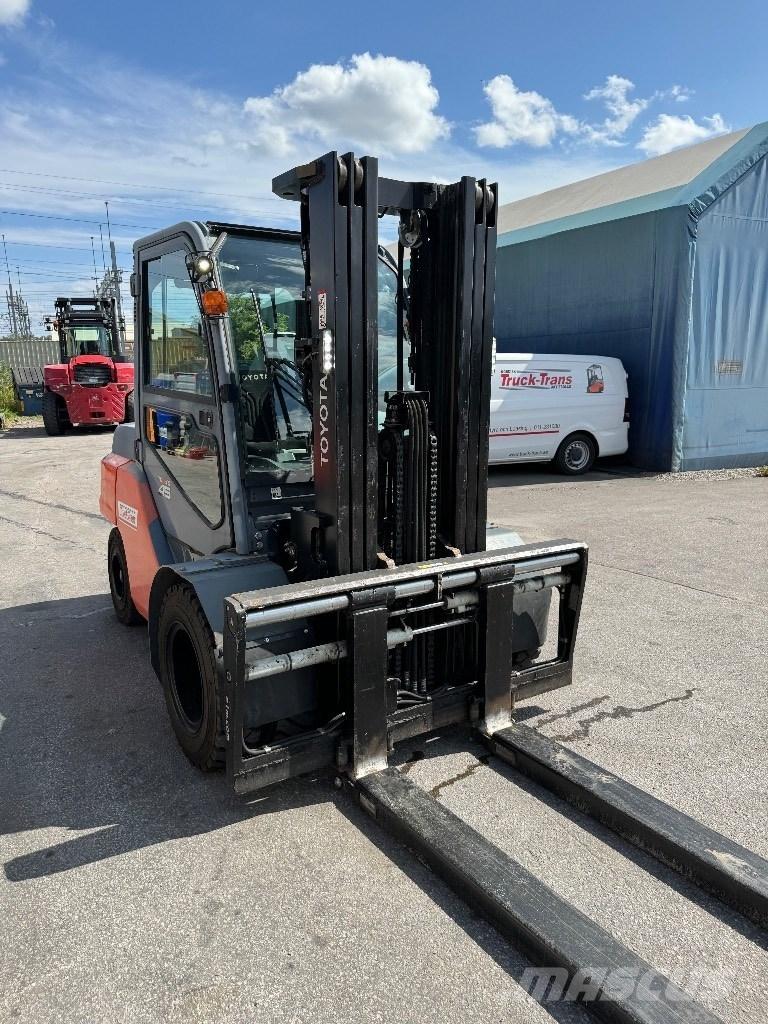 Toyota 40-8FD40N Dieselstapler