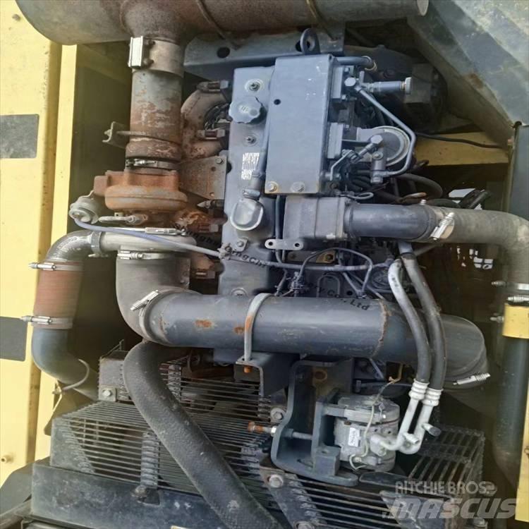 Komatsu 300 Raupenbagger