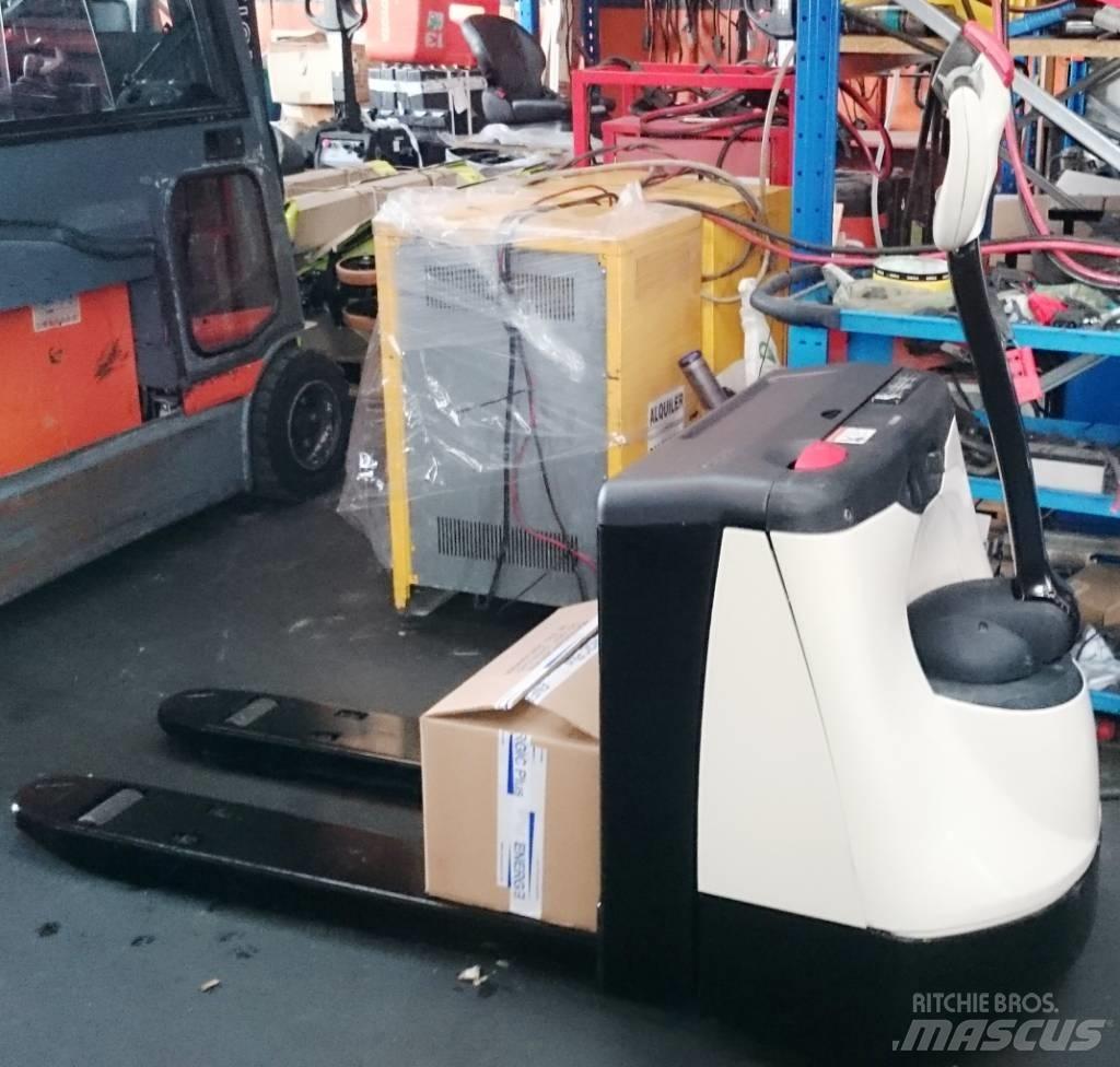 Crown WP 3015 Niedergabelstapler