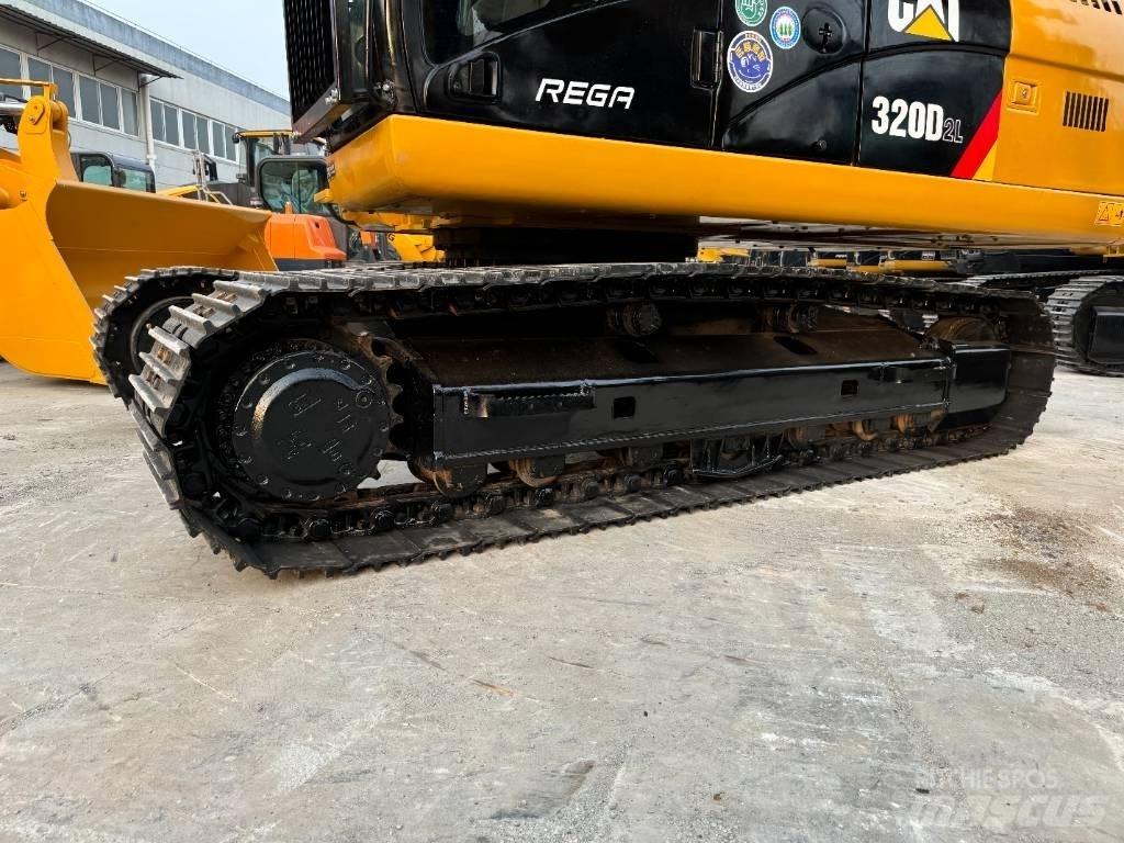 CAT 320D2 Midibagger  7t - 12t
