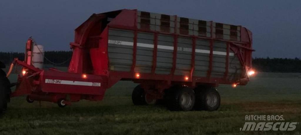 JF ES 3600 Ladewagen