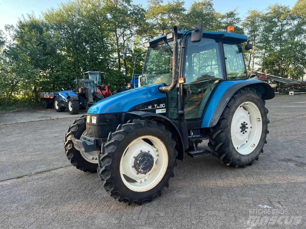 New Holland TL 90 Traktoren