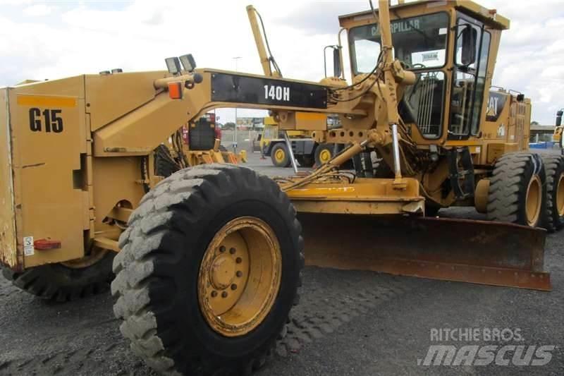 CAT 140H Grader