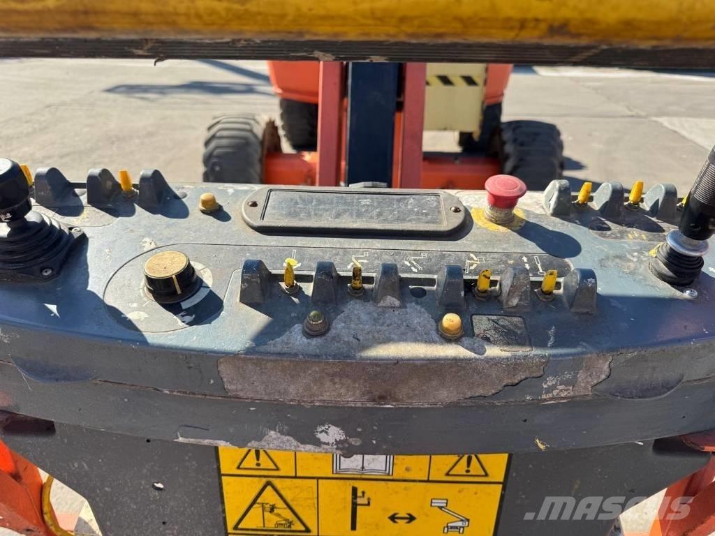 JLG 450 AJ Gelenkteleskoparbeitsbühnen