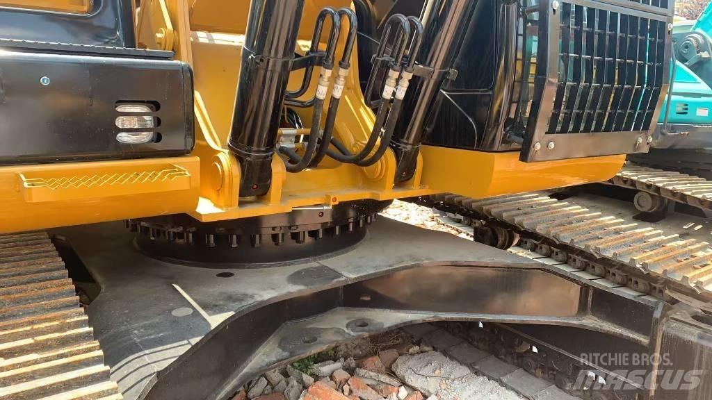 CAT 329 Raupenbagger