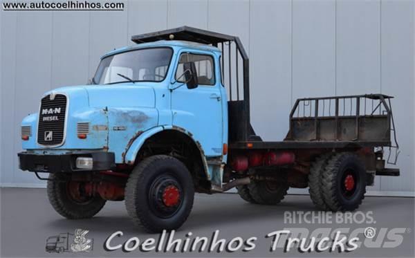 MAN 16.192 HAK Pritschenwagen/Pritschenwagen mit Seitenklappe