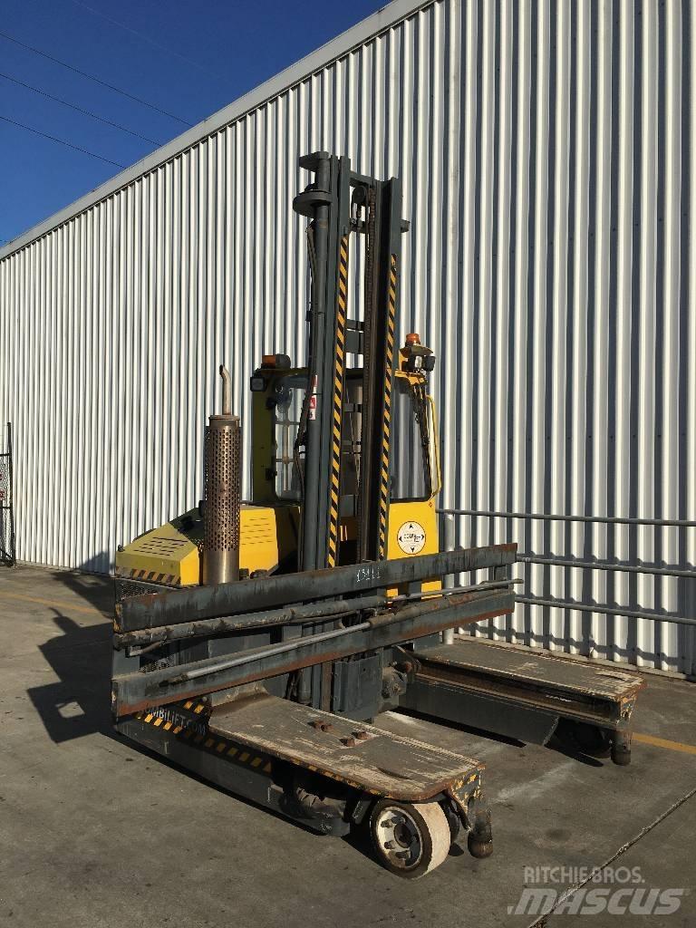 Combilift C 3000 Seitenstapler