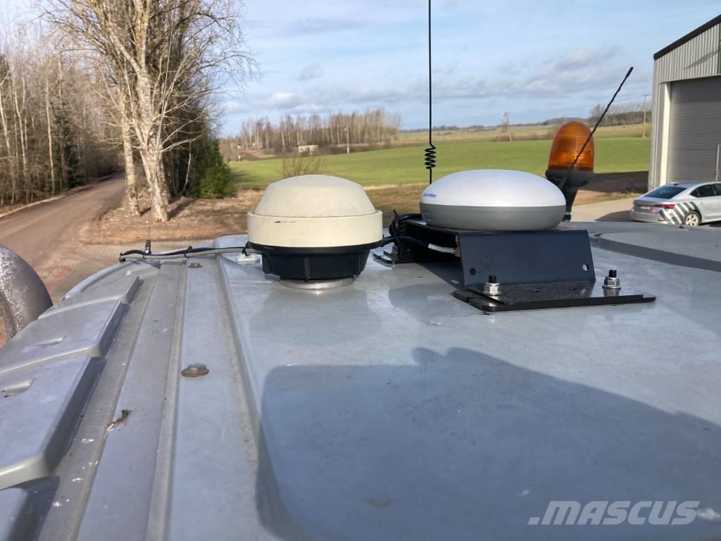 Amazone UX 4200 24 m Anhängespritzen