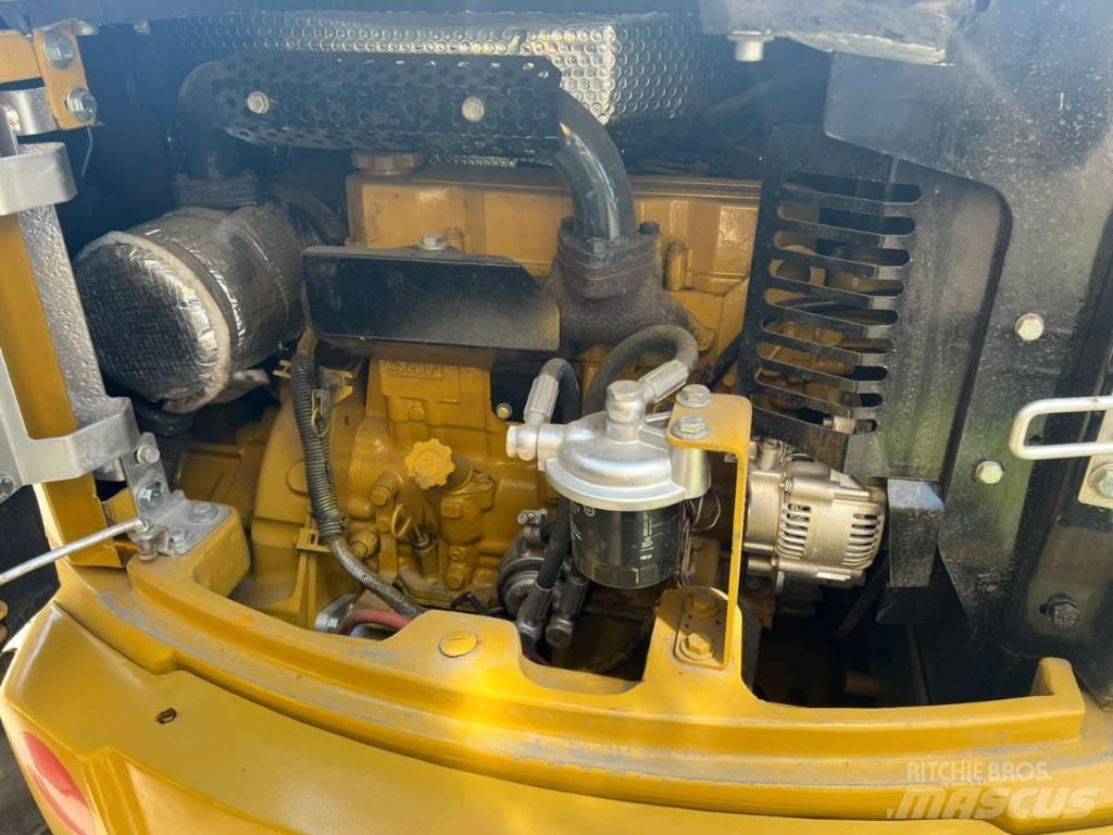CAT 304 C Raupenbagger
