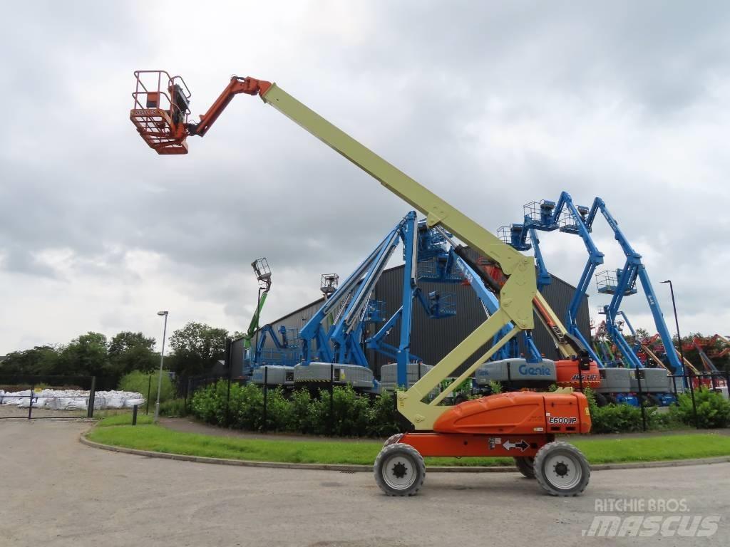 JLG E 600 JP Teleskopbühnen