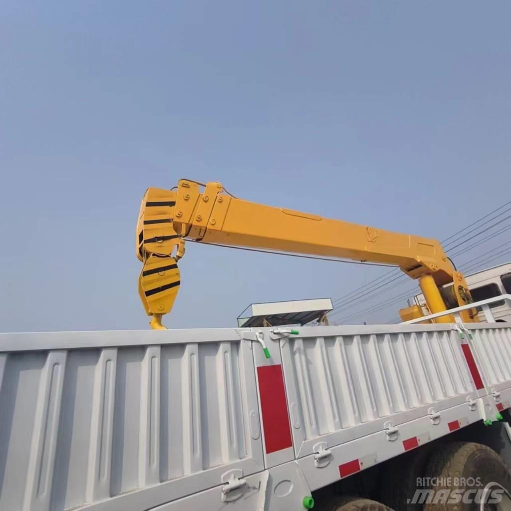 Howo 371 6x4 Kranwagen