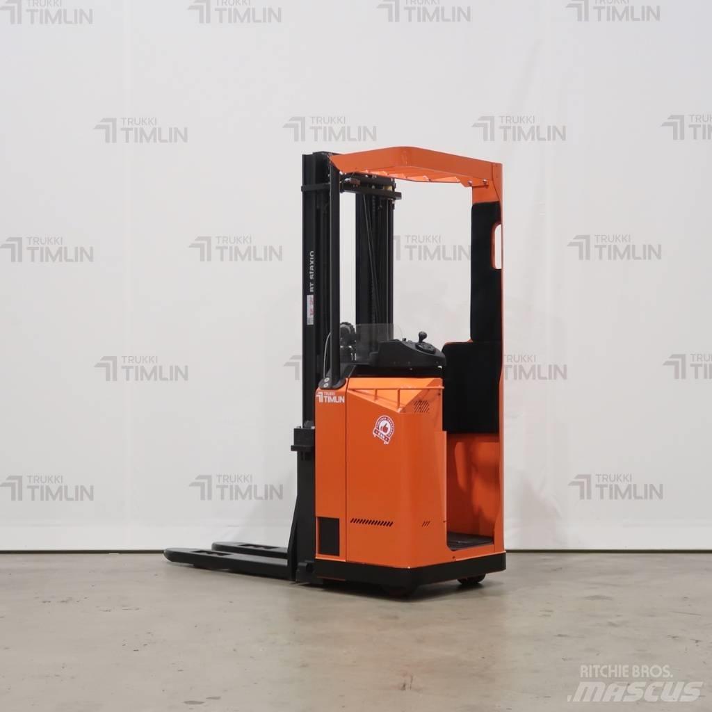 Toyota SSE135 Selbstfahrstapler