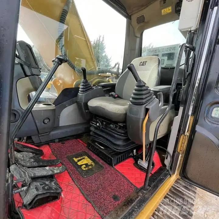 CAT 330D2 Raupenbagger
