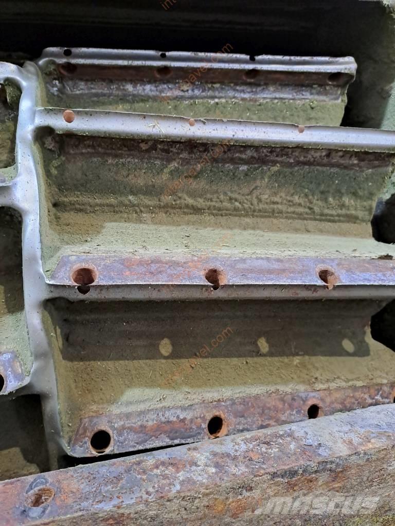 CLAAS Jaguar 850 Selbstfahrende Häcksler