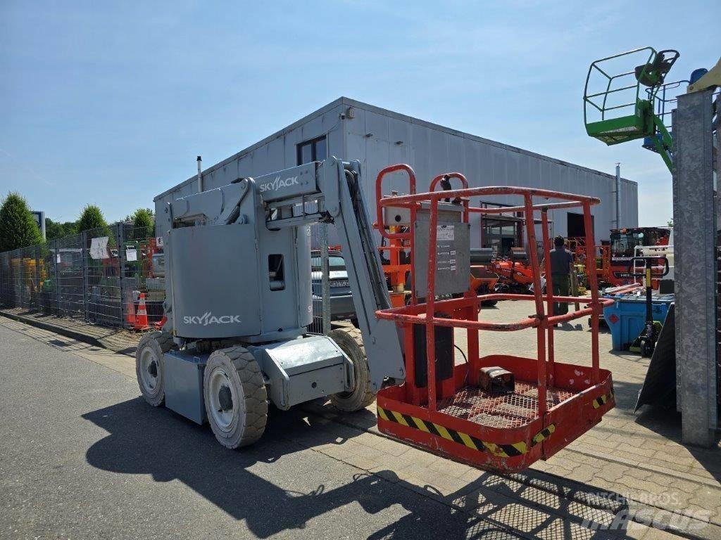 SkyJack SJKB 33 N Gelenkteleskoparbeitsbühnen