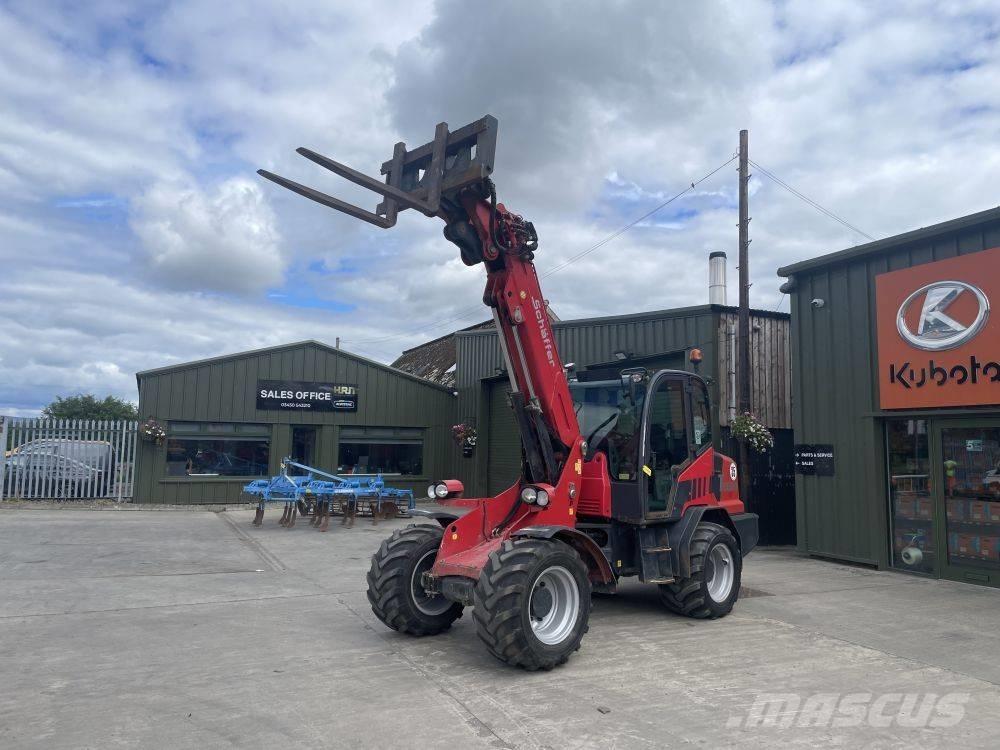 Schäffer 6680T Teleskoplader für Landwirtschaft