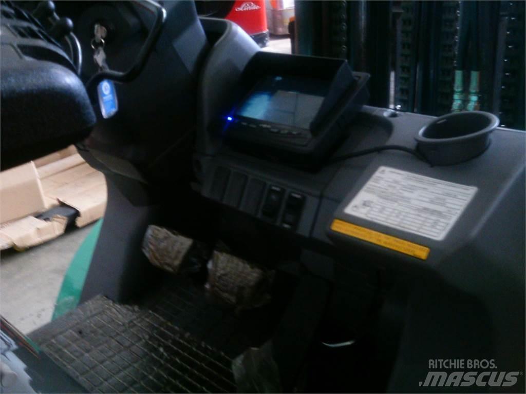Mitsubishi FG30NTD Gasstapler