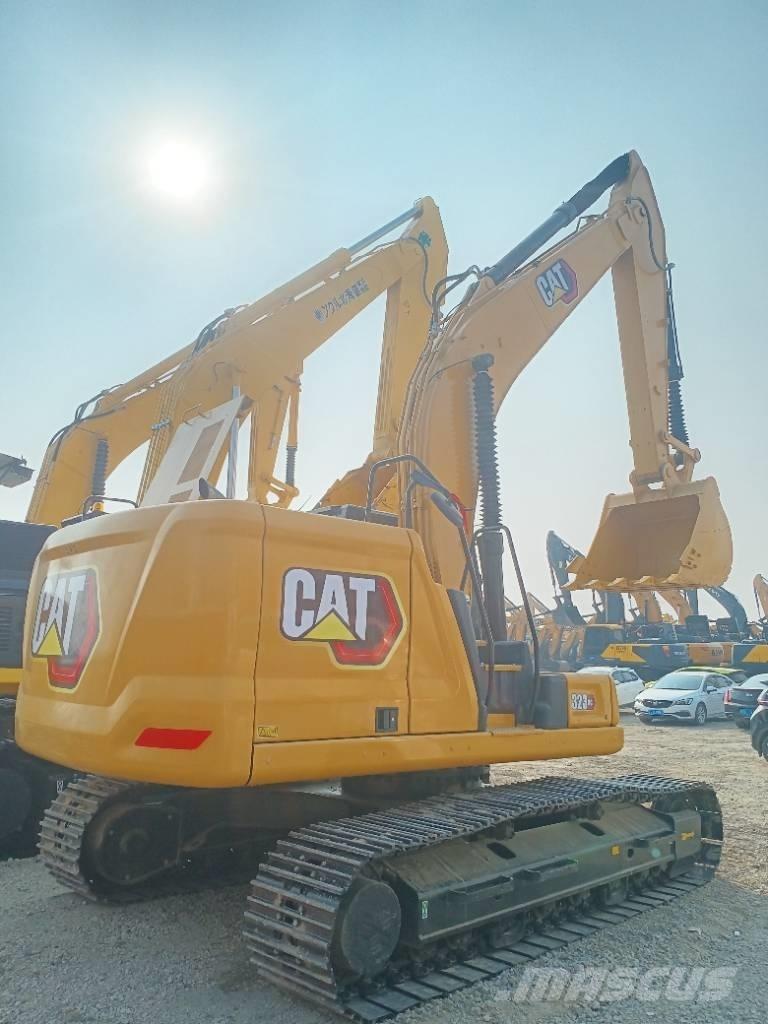 CAT 323GC Raupenbagger