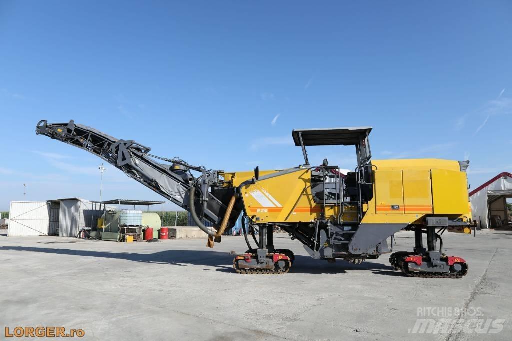 Wirtgen W 210 Asphaltfräsen